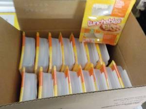 lot 14 image: 16 - 4 oz Frozen Pkgs Extra Cheesy ...