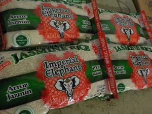 lot 38 image: 4 - 4 lb. Bags Imperial Elephant Ja...