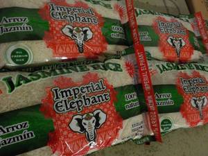lot 39 image: 4 - 4 lb. Bags Imperial Elephant Ja...