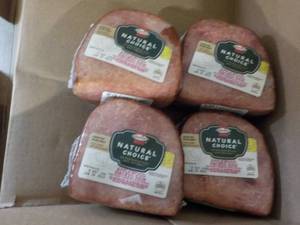 lot 67 image: 4 Natural Choice Applewood Smoked H...