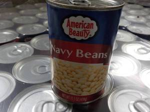 lot 120 image: 24 pack American Beauty Navy Beans...