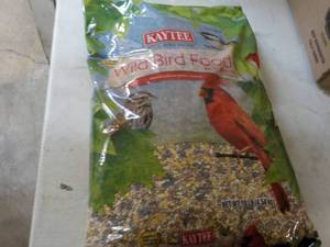 lot 189 image: 10 lb. Bag Kaytee Wild Bird Food...