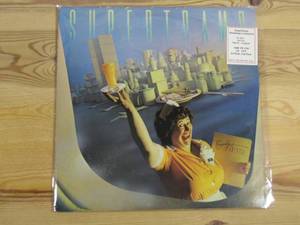 lot 43 image: Supertramp - Breakfast in America - 1979 - Vinyl Record LP