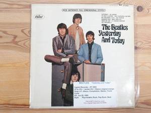 lot 120 image: The Beatles - Yesterday and Today - 1966 - Vinyl Record LP