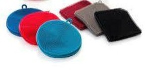 lot 48 image: Cooks Companion Set of 6 Scrubbers Bundle