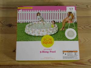 lot 17 image: 3 Ring Pool Rainbow - Sun Squad