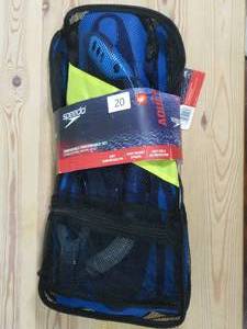 lot 20 image: Speedo Adult Adventure Mask, Snorkel and Fin Set with Mesh Carrying Bag