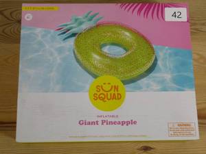 lot 42 image: Pineapple Pool Float Yellow - Sun Squad