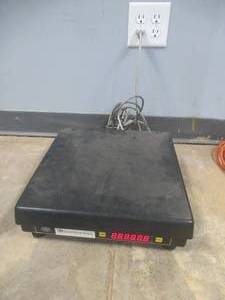 UPS Large Shipping Bench Scale, 150 lb Capacity - In Nice Working Condition. USED in Warehouse, SOLD AS IS