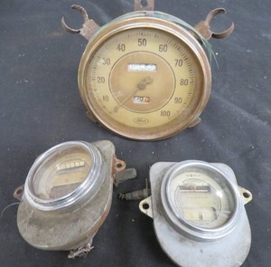 ANTIQUE AUTO PARTS FORD 1936