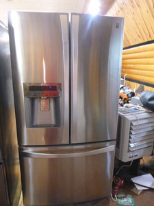 lot 1 image: Kenmore Elite French Door RefrigeratorFreezer