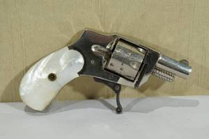 lot 37 image: Kolb Baby Hammerless Small Frame First Model .22 Short Revolver