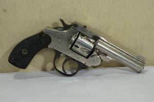 lot 48 image: Iver Johnson Third Model Safety Automatic Hammer .32 S&W Caliber Top Break Revolver