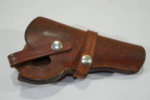 lot 71 image: Viking 62 Handmade Brown Leather Handgun Holster