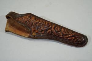 lot 74 image: Vintage Carved Brown Leather Handgun Holster