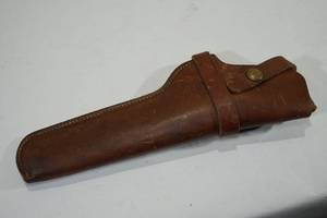 lot 76 image: Hunter Brown Leather Handgun Holster
