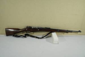 lot 9 image: Remington MLE 1907-15 8mm Lebel Bolt Action Rifle - WWI French Design