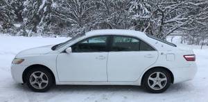 lot 3 image: 2007 Toyota Camry CE