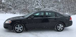 lot 4 image: 2008 Chevy Impala LT