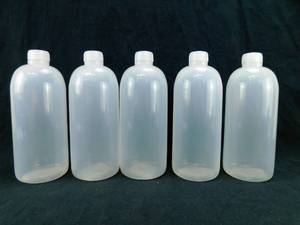 lot 68 image: Lot of 5 1000ml Polylab Plastic Bottles