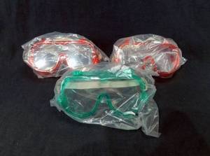 lot 71 image: Lot of 3 Protective Goggles