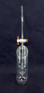 lot 81 image: Lab Glassware