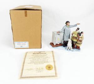 lot 46 image: Vintage 1982 Limited Edition Norman Rockwell The Expert Salesman Traveling Salesman Series Figurine