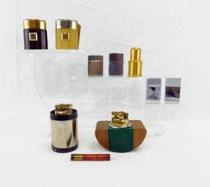 lot 5 image: Lot of 10 Vintage Lighters including Bakelite, Tabletop, Wind Masters, Ogawa Korea and German