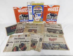 Lot of Vintage Minnesota Twins Championship Cereal Boxes and Newspapers