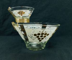 Vintage MCM Anchor Hocking Gold Grapes and Leaves Chip and Dip Set HOLDER HAS BEEN FOUND