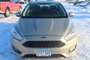 2015 Ford Focus SE - ONE OWNER -