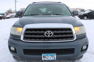 2008 Toyota Sequoia SR5 4x4 - 2 Owners -