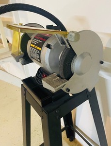 lot 44 image: Craftsman Bench Grinder with Manual