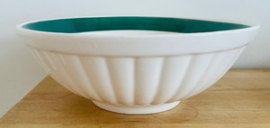 lot 110 image: Fine Selection of Serving Pieces