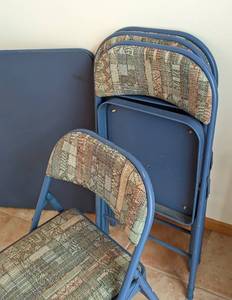 lot 24 image: Folding Card Table Set