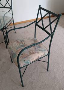 lot 16 image: Glass Topped Table Set