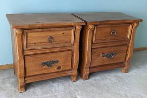 lot 9 image: Pair of Wood Nightstands