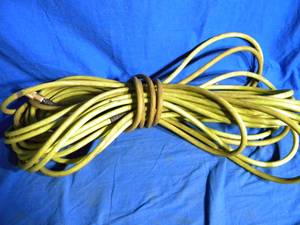 lot 110 image: Compressor Hoses