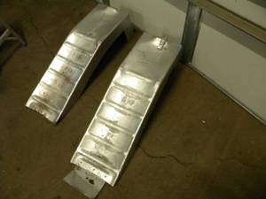 lot 109 image: Aluminum Ramps