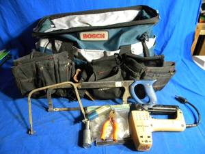 lot 92 image: Bosch Tool Bag and Extra Items