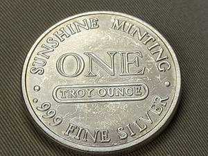 1 TROY OZ .999 FINE SILVER SUNSHINE MINT SILVER EAGLE