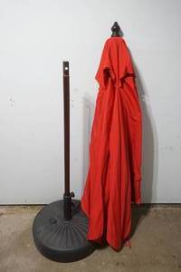 lot 23 image: coral coast patio umbrella
