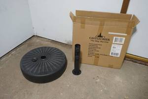 lot 49 image: castle creek umbrella base