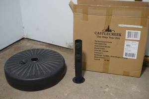 lot 50 image: castle creek umbrella base