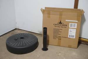 lot 51 image: castle creek umbrella base
