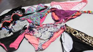 lot 91 image: Swimwear