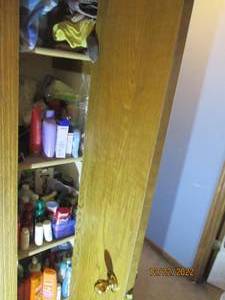 Entire contents of Bathroom includ...