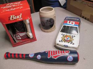 Miscellaneous lot including 2001 Da...