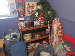 Huge Christmas lot, wrapping paper,...