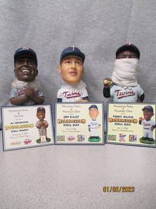 Minnesota Twins bobbleheads with Bo...